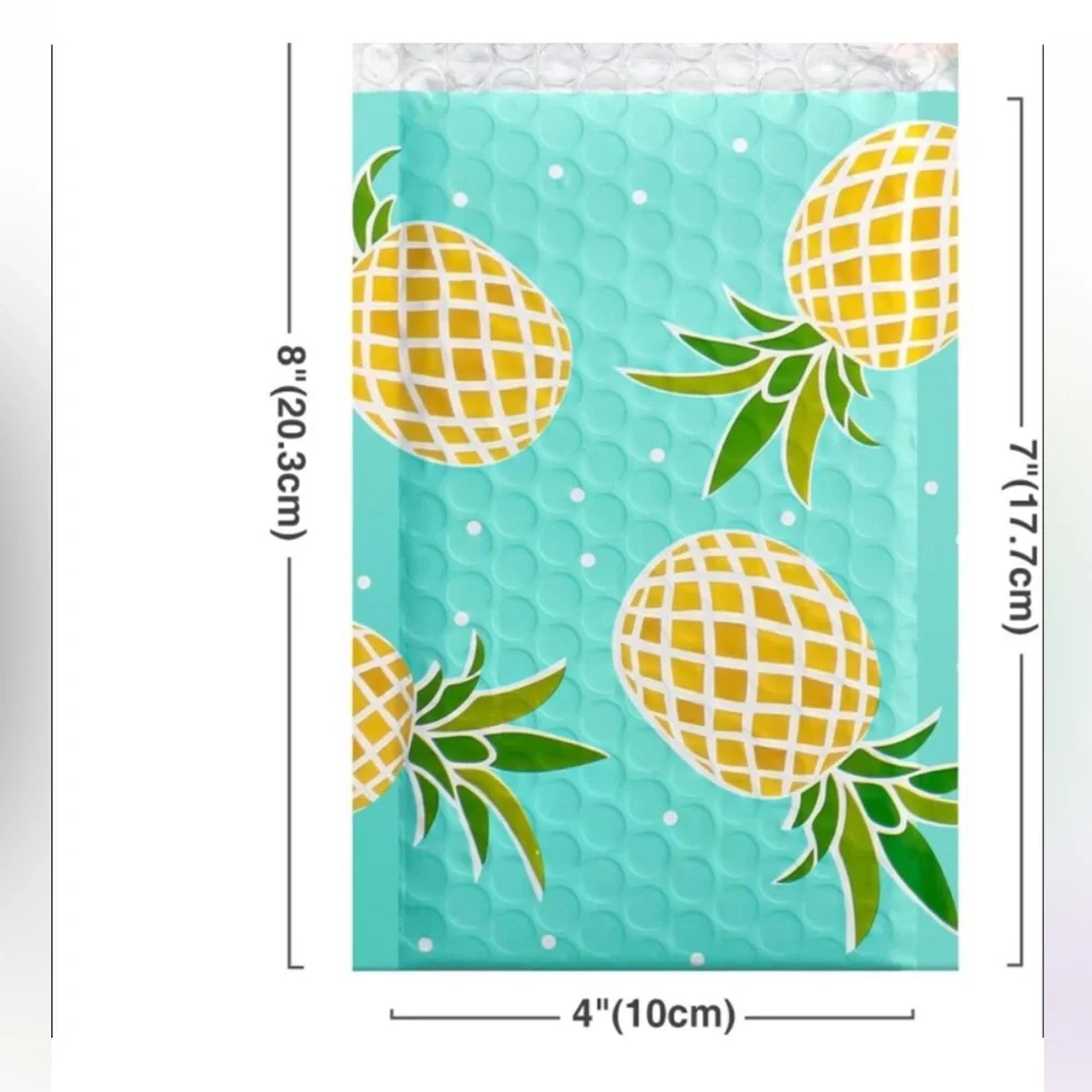 40pcs Set ~Includes 20 Assorted Bubble Poly Mailers & 20 “Thank You” Stickers 🆕